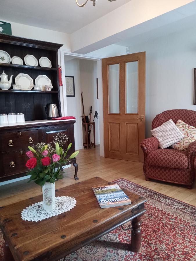 Charming, Wonderfully Cosy One Bedroom Apartment Giggleswick Extérieur photo